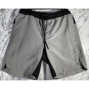 Sports Illustrated Mens Gray/Black Swim Shorts trunks Size M NWT